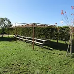 Дом отдыха Domaine Les Moustans Saint-Matre