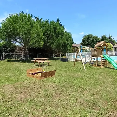 Semesterbostad Domaine Les Moustans